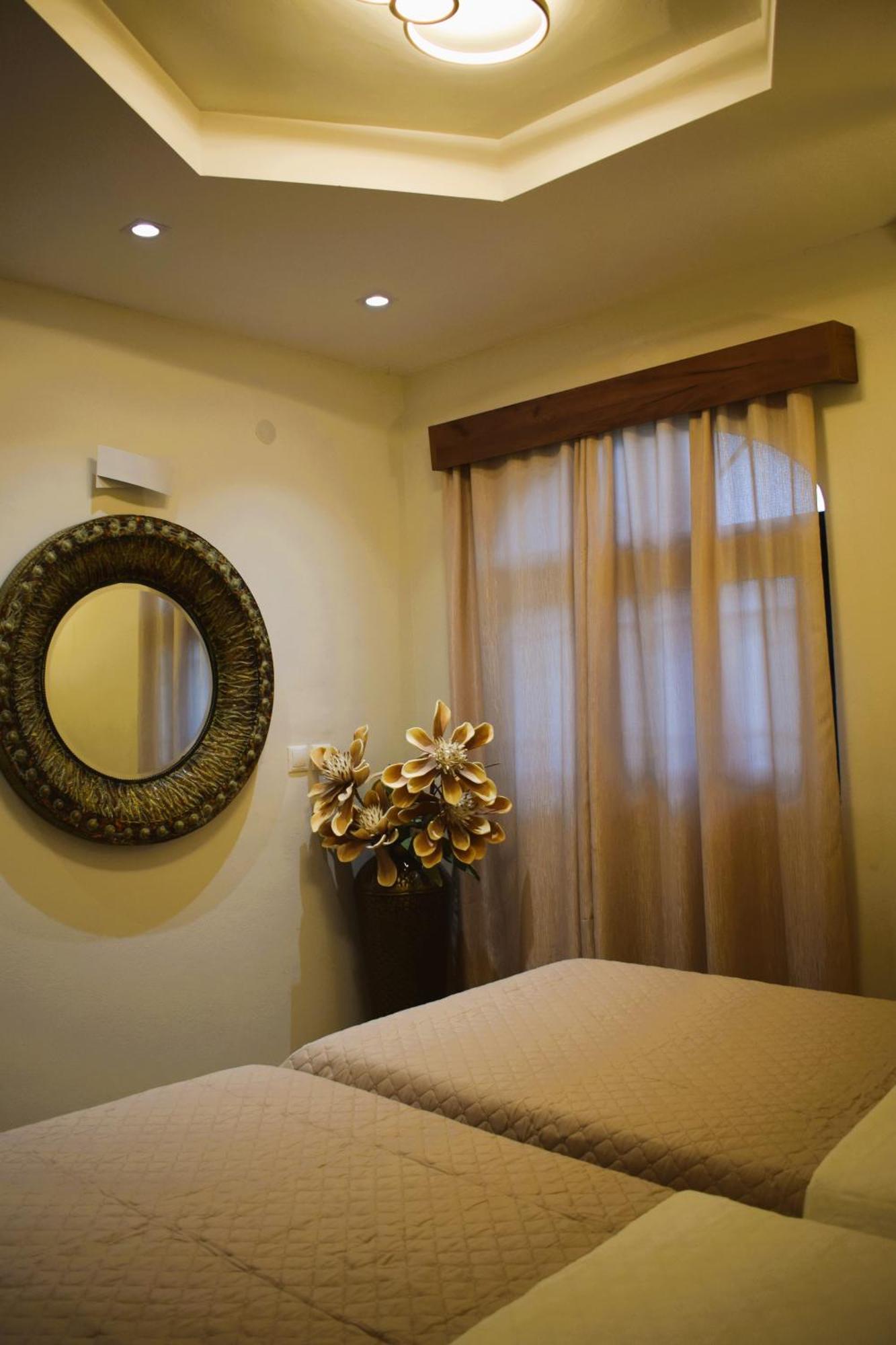 Casa Lyristis *